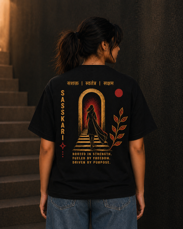 Sasskari Boyfriend Fit T-Shirt